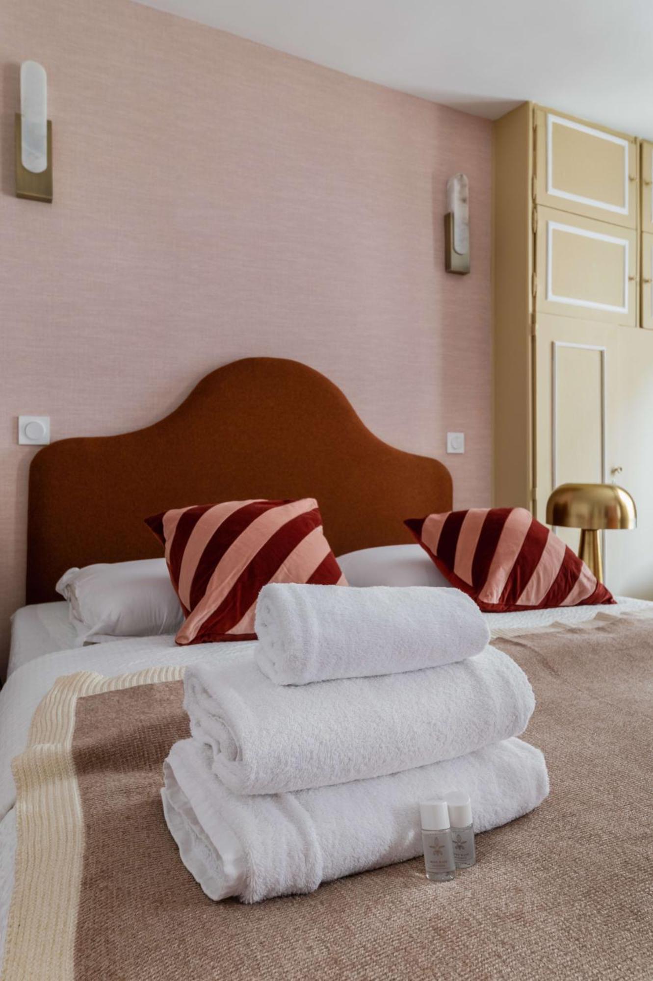 Grand Studio Refait A Neuf Paris 16 - 4P - Flat-Guest Exteriör bild